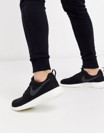 Nike Roshe One Crne - Muške Tenisice | 27460WRGZ